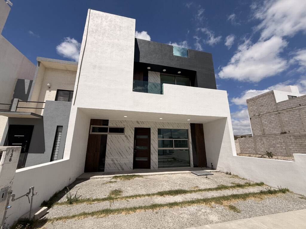 Privada El Saucillo. Casa 2
